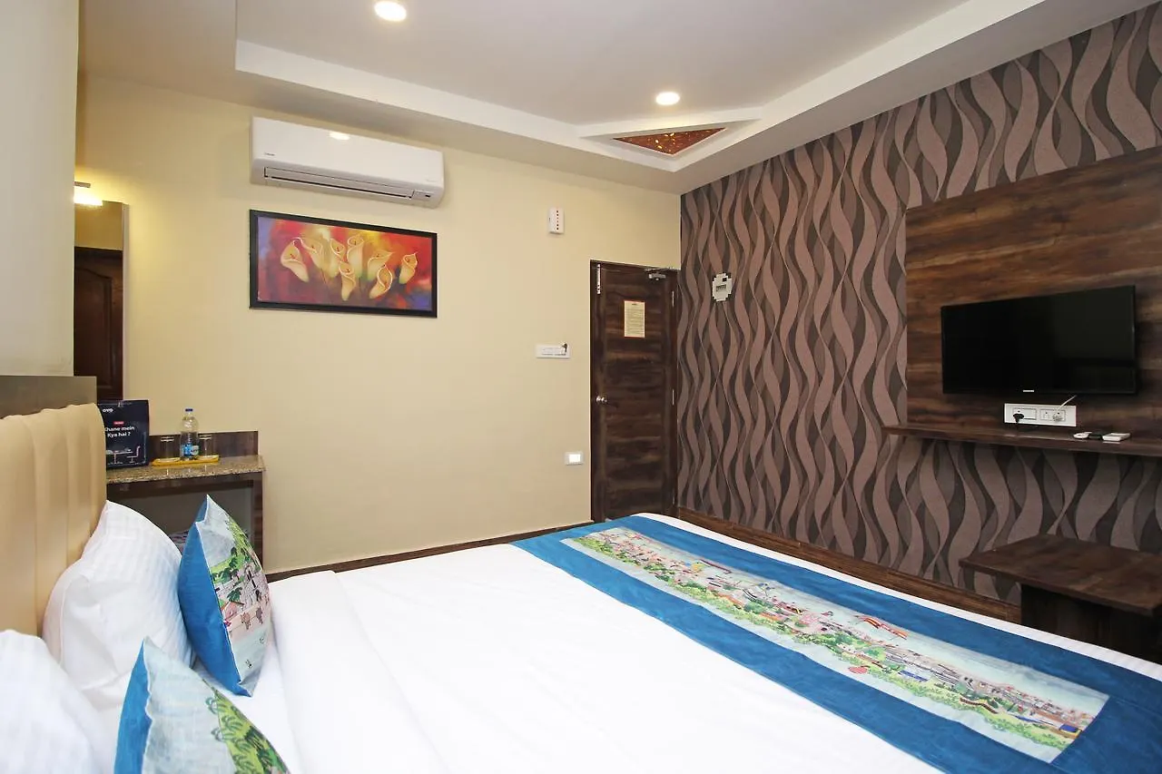 Oyo 7765 A2B Residency Mysore Railway Station Hotel